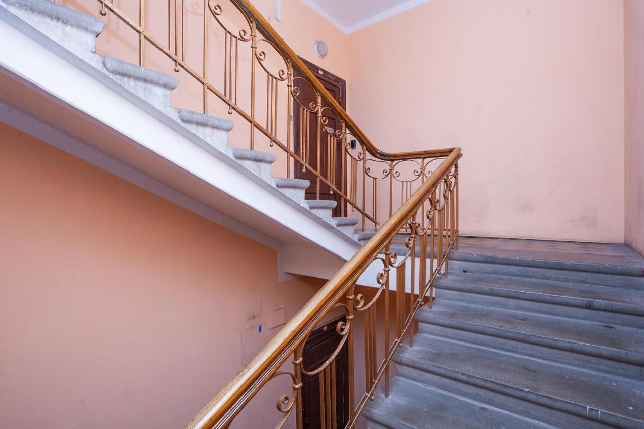 Ascetic Skolas Street Apartment Riga Esterno foto